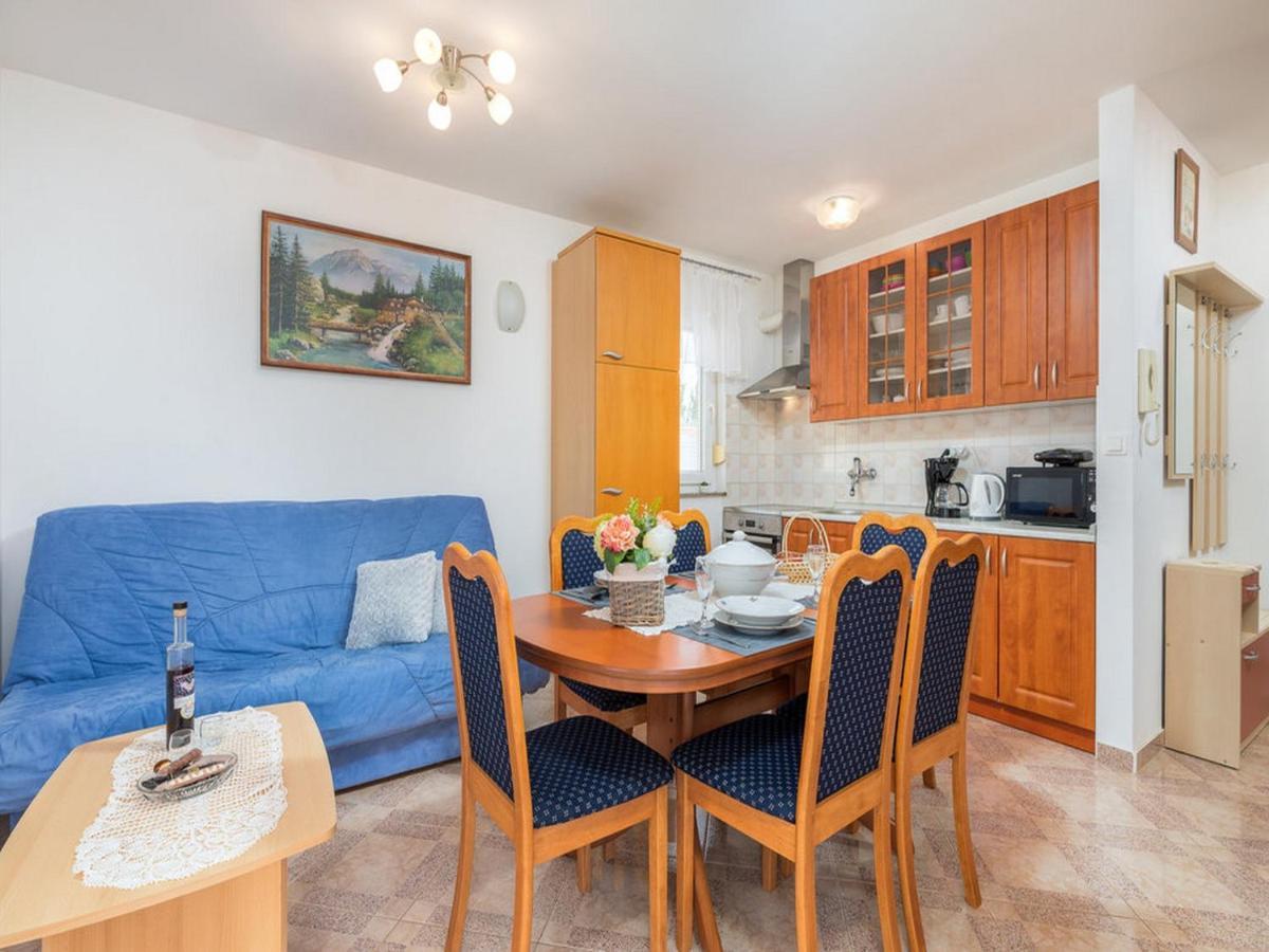 Apartment Dana Fazana Bagian luar foto