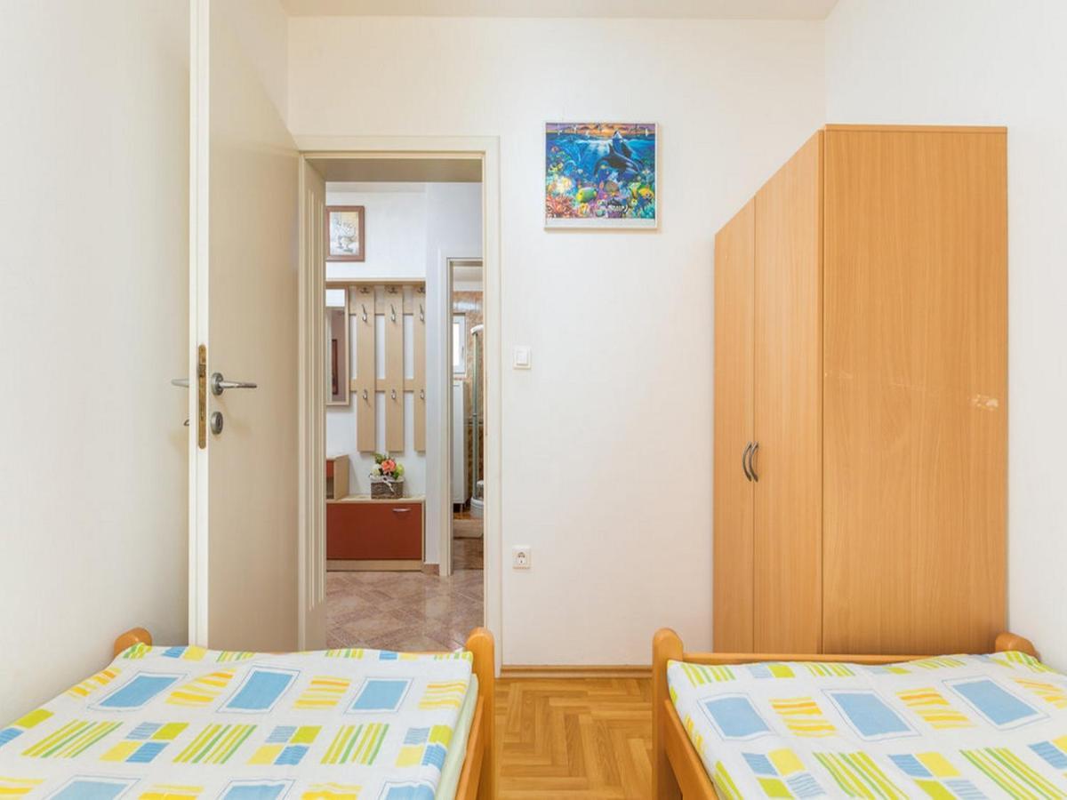 Apartment Dana Fazana Bagian luar foto